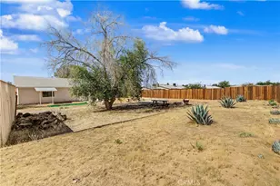 12787 Algonquin Rd, Apple Valley, CA 92308 - Photo 35