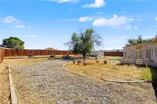 12787 Algonquin Rd, Apple Valley, CA 92308 - Photo 33