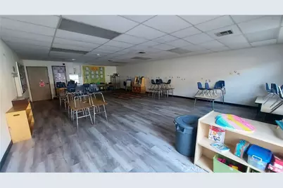 13130 Magnolia Avenue, Corona, CA 90879 - Photo 3