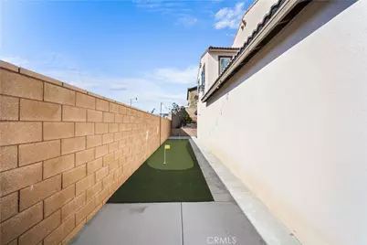 16680 Island Oak, Fontana, CA 92336 - Photo 23