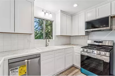 560 Rose Lane, Twin Peaks, CA 92391 - Photo 13
