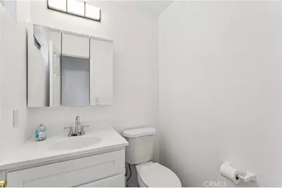 560 Rose Lane, Twin Peaks, CA 92391 - Photo 15