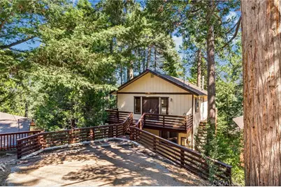 560 Rose Lane, Twin Peaks, CA 92391 - Photo 3