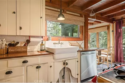 28772 Cedar, Lake Arrowhead, CA 92352 - Photo 9