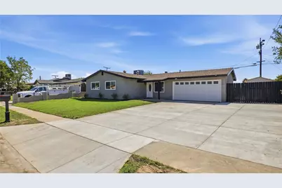 555 W Morgan, Rialto, CA 92376 - Photo 1