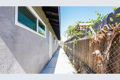 555 W Morgan, Rialto, CA 92376 - Photo 33