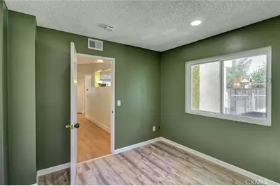 12757 Trotters Lane, Victorville, CA 92392 - Photo 37