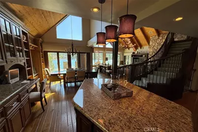 28103 Point Hamiltair, Lake Arrowhead, CA 92352 - Photo 3