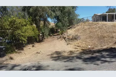 18290 Eucalyptus, Lake Elsinore, CA 92532 - Photo 3