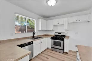 25064 Avenida Laredo, Barstow, CA 92311 - Photo 15