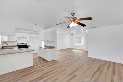 25064 Avenida Laredo, Barstow, CA 92311 - Photo 13