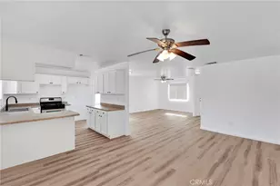 25064 Avenida Laredo, Barstow, CA 92311 - Photo 13