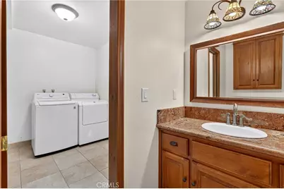 279 S Cumberland, Lake Arrowhead, CA 92352 - Photo 17