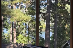 27403 Pinewood Dr, Lake Arrowhead, CA 92317 - Photo 9