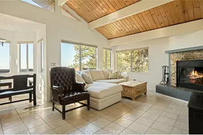 31603 Panorama Drive, Running Springs, CA 92382 - Photo 7