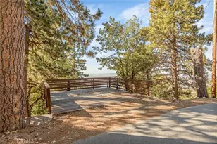 31603 Panorama Dr, Running Springs, CA 92382 - Photo 29