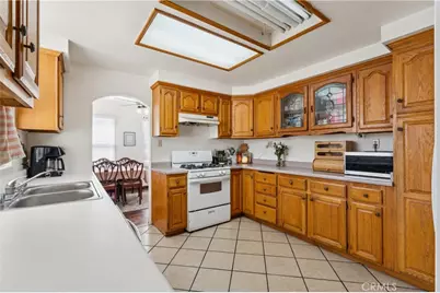 6925 Barton, San Bernardino, CA 92404 - Photo 11