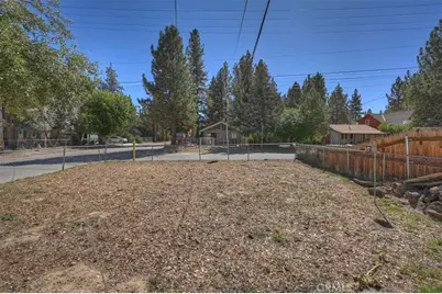 753 Elysian, Big Bear City, CA 92314 - Photo 35