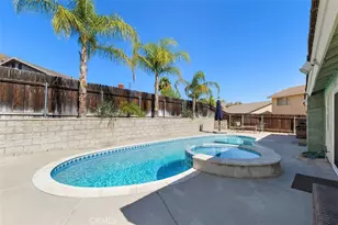 3522 Pear Blossom Ln, Lake Elsinore, CA 92530 - Photo 25