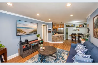 2375 Del Mar Way #101, Corona, CA 92882 - Photo 11