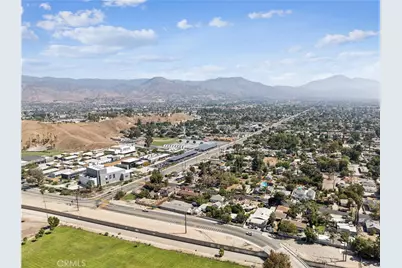 6925 Barton, San Bernardino, CA 92404 - Photo 59