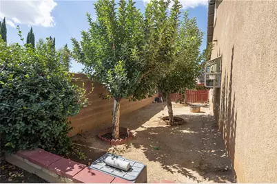 1686 Lakeside, Beaumont, CA 92223 - Photo 31
