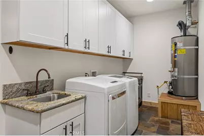 1520 Fallbrook Court, Big Bear City, CA 92314 - Photo 25