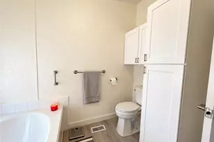 4040 Piedmont Dr, Highland, CA 92346 - Photo 19
