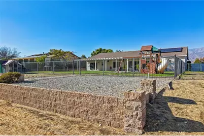 1410 Charles, Banning, CA 92220 - Photo 43