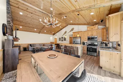 42765 Cougar, Big Bear Lake, CA 92315 - Photo 11