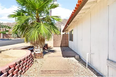 53485 Avenida Alvarado, La Quinta, CA 92253 - Photo 19