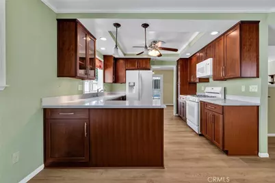 2212 Hartford, Fullerton, CA 92831 - Photo 17