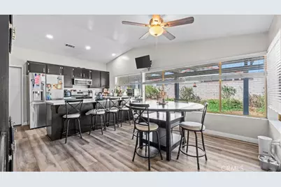 27062 Pam, Moreno Valley, CA 92555 - Photo 7