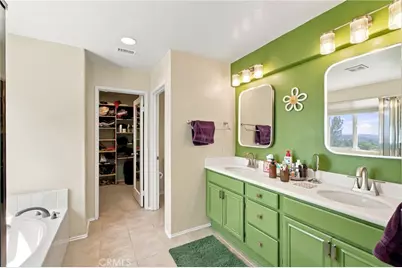 33410 Wallace, Yucaipa, CA 92399 - Photo 31