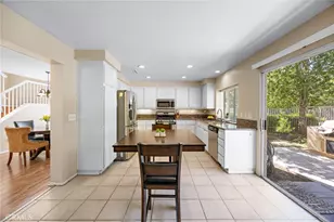 5561 El Palomino, Riverside, CA 92509 - Photo 9