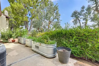 5556 E Vista Del Este, Anaheim, CA 92807 - Photo 23