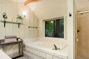 824 Oakmont Ln, Lake Arrowhead, CA 92352 - Photo 25