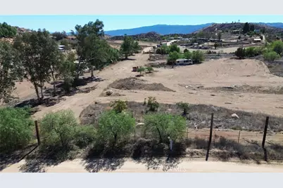 1 Snake Road, Lake Elsinore, CA 92532 - Photo 9