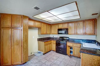 12168 Mount Vernon #47, Grand Terrace, CA 92313 - Photo 9