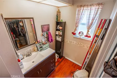 4802 Santa Ana, Bell Gardens, CA 90201 - Photo 41