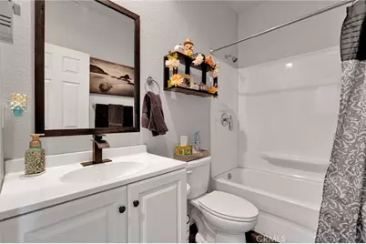16022 Shawnee, Victorville, CA 92394 - Photo 25