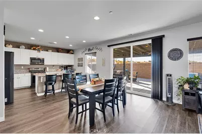 16022 Shawnee, Victorville, CA 92394 - Photo 15