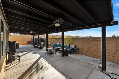 16022 Shawnee, Victorville, CA 92394 - Photo 49