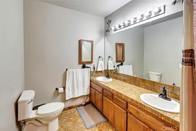 5494 N Stoddard Avenue, San Bernardino, CA 92407 - Photo 31