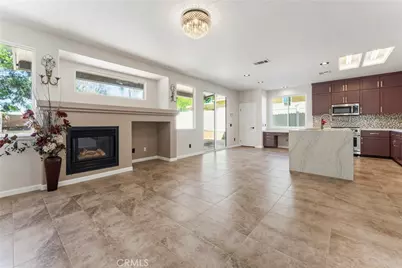 976 Hemingway Drive, Corona, CA 92878 - Photo 11