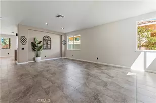 976 Hemingway Dr, Corona, CA 92878 - Photo 9