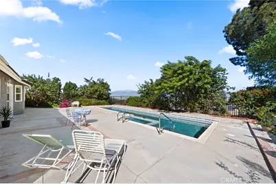 23000 Wren, Grand Terrace, CA 92313 - Photo 39