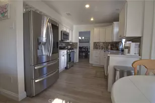 16429 Trelaney, Fontana, CA 92337 - Photo 7
