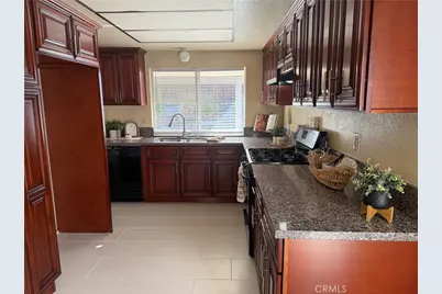 710 Sandy Court, Redlands, CA 92374 - Photo 3