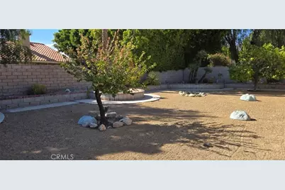 9739 Warwick, Desert Hot Springs, CA 92240 - Photo 15